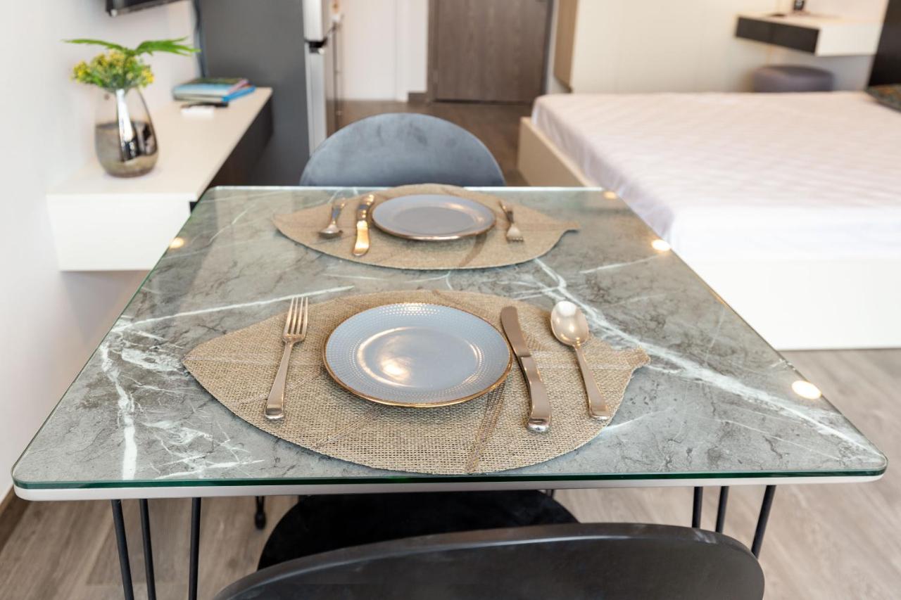 F-Hotel & Apartment Ho Chi Minh City Bagian luar foto